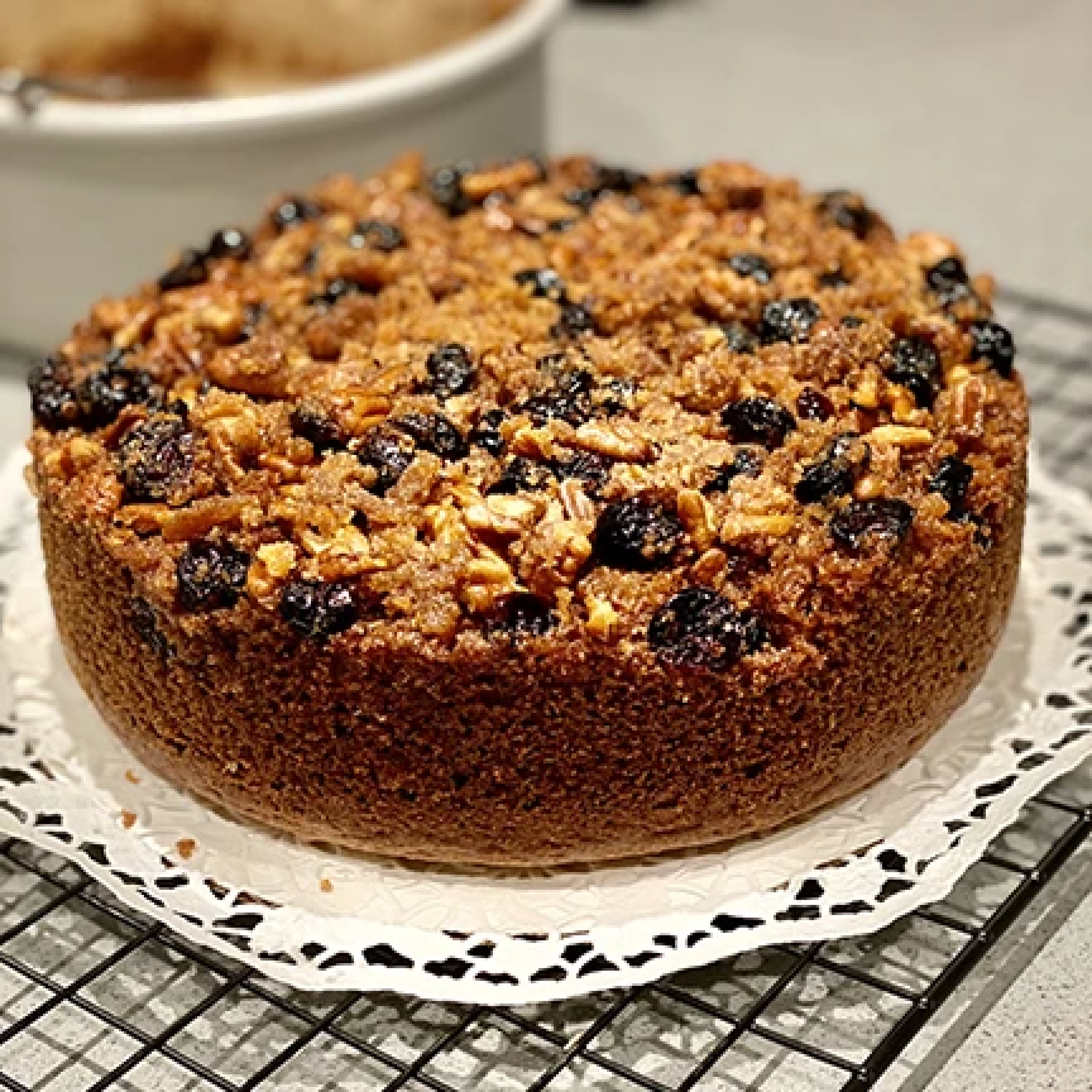Pecan and Cranberry cake 2